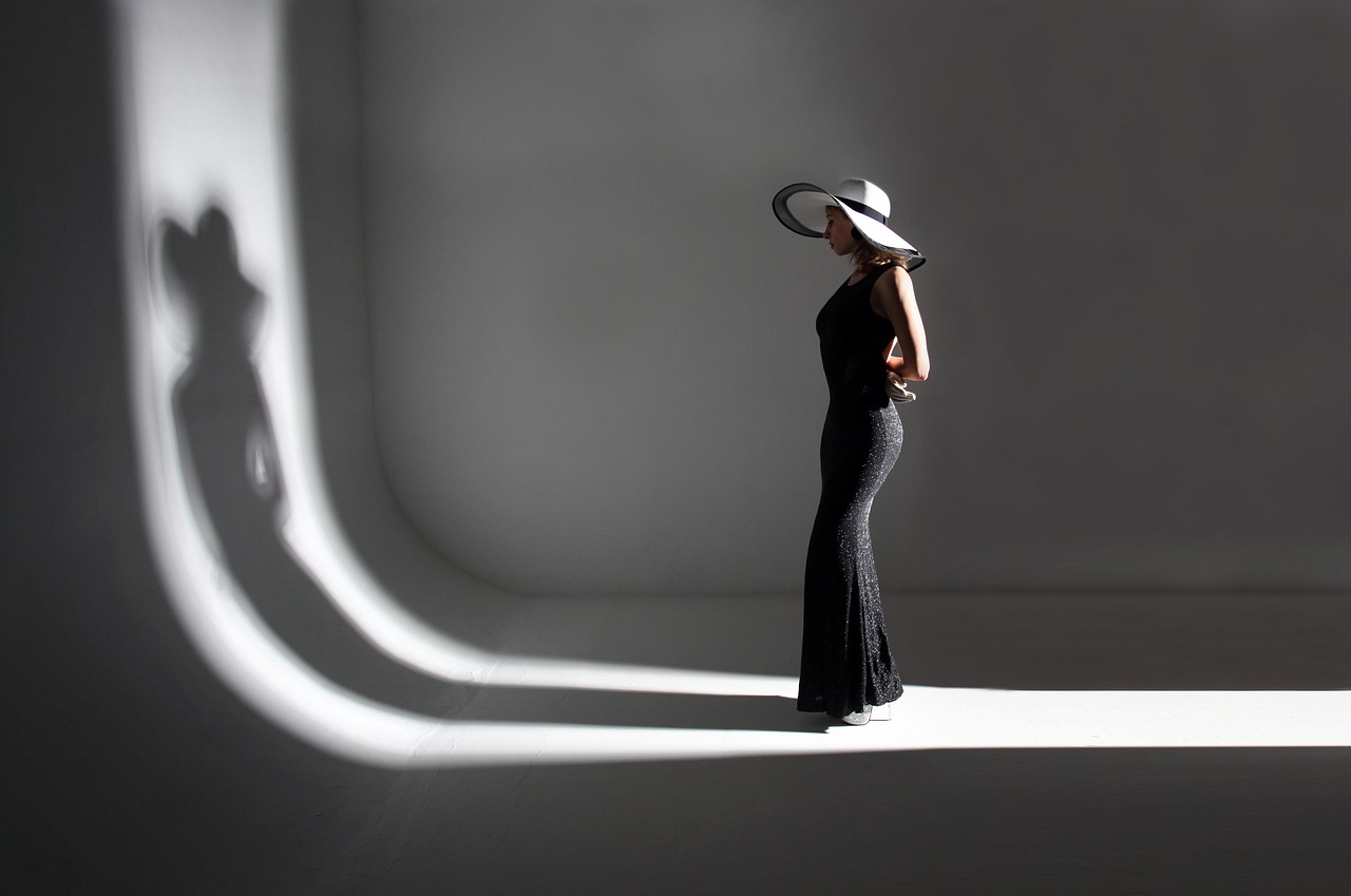 woman, fashion, model, girl, women, poses, shadow, lady, hat, dress, classic, retro, vintage, spotlight, studio, light, what creates, elegant, door light, portrait, art, contrast, twilight, mysterious stranger, incognita, fashion, fashion, fashion, fashion, fashion, women, women, women, shadow, shadow