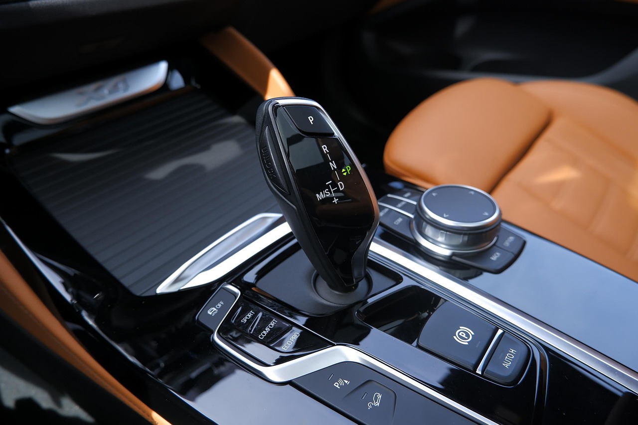bmw, car, car interior, luxury, luxury car, auto, suv, hatchback, shifter, gear shifter, manual, manual transmission, manual car, new car, vehicle, car wallpapers, new