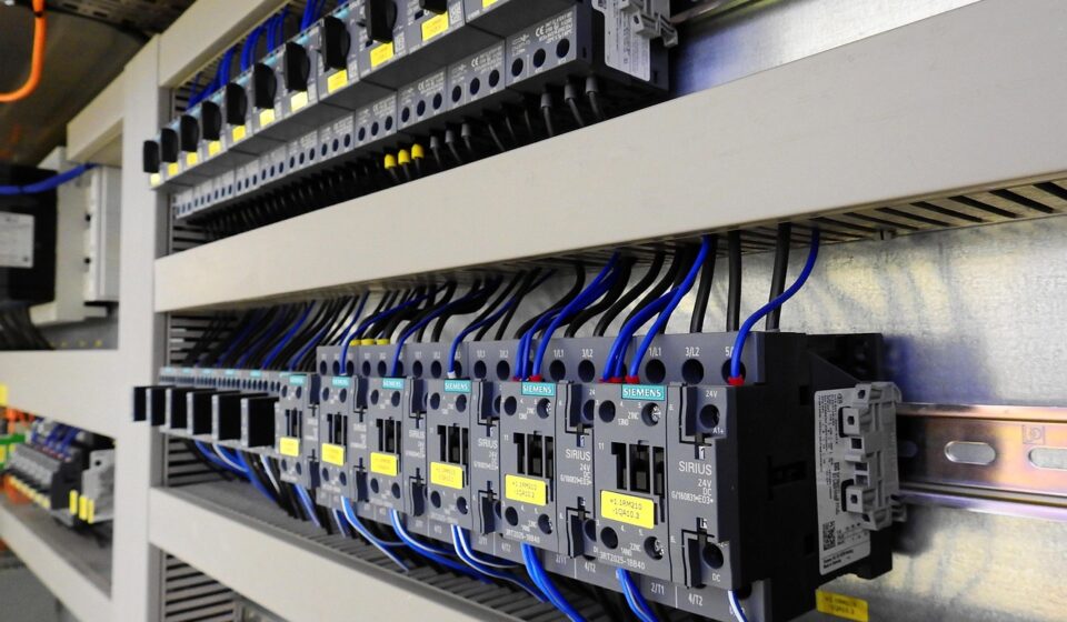 switch cabinet, distributor, verteilerscharnk, electro distributor, steering, protecting, pkz, motor protection switch, circuit breaker, backup, electricity, perfomance, voltage, technology, siemens, switch cabinet, circuit breaker, circuit breaker, circuit breaker, circuit breaker, backup, backup, electricity, voltage, siemens, siemens, siemens, siemens, siemens