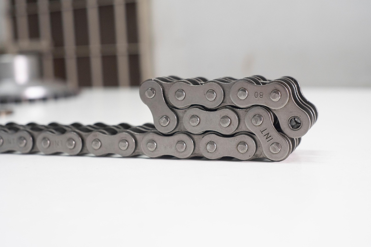 mechanical, axis, key, change, clutch, gear, chain, toothed gear, engine chain, transmission, transmission chain, parts, industry, industrial, metal, steel, aluminum, auto, motorcycle, moto, link